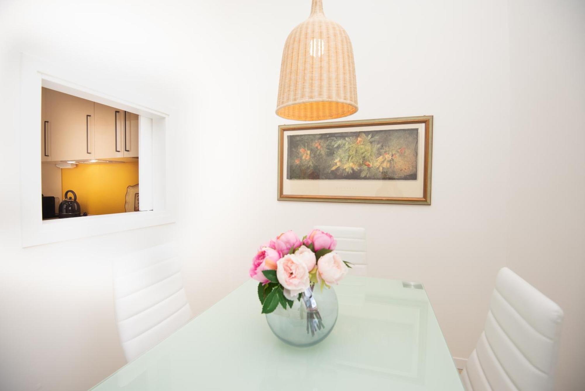 West Park Suite With Parking By Holiday Solutions Como Exterior foto